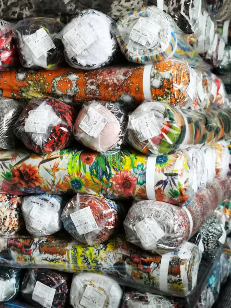 new product 95% polyester 5% spandex DTY jacquard printing knitted fabric for women garment