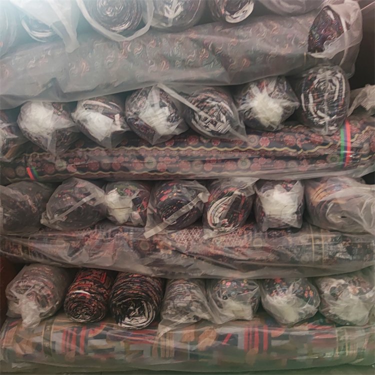 new product 95% polyester 5% spandex DTY jacquard printing knitted fabric for women garment