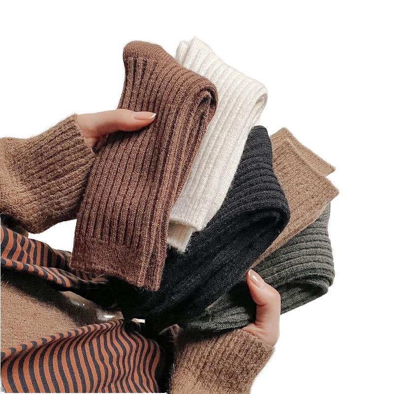 Cozy Winter Warm Soft Knitted Wool Crew Cashmere Socks for Ladies Plain Color Rib Anti-Slip Compression Features Logo Cuff