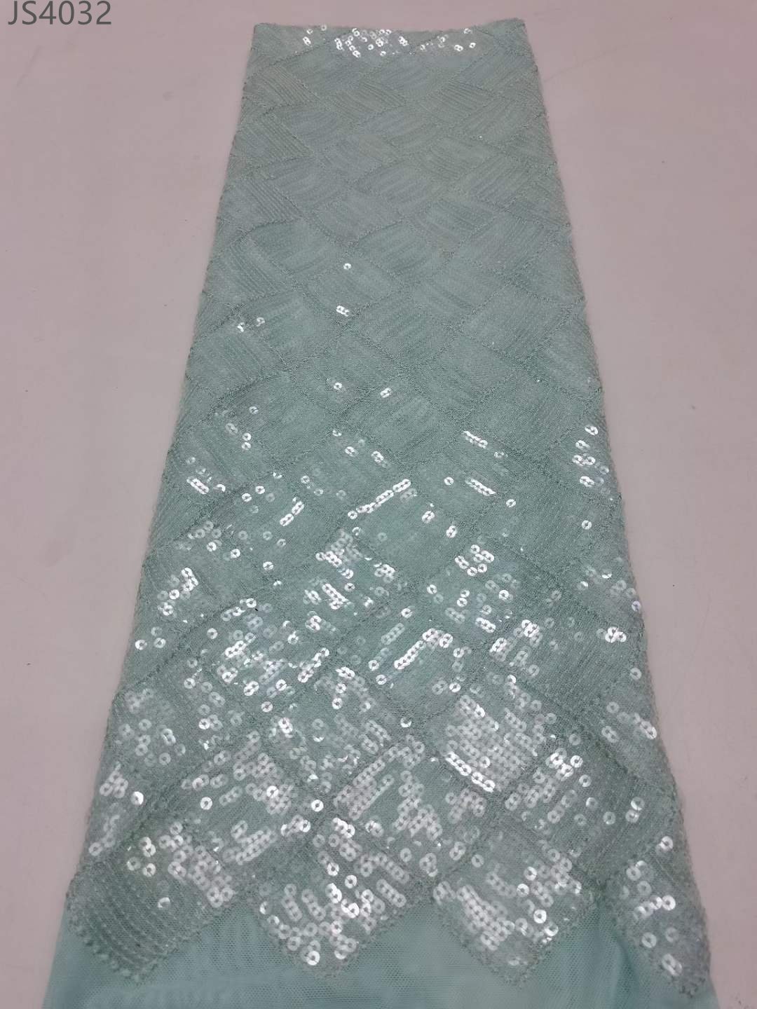 2024 New Design Women Cheap Price sequin Lace Fabric For Wedding Wholesale French Beaded Lace Fabric