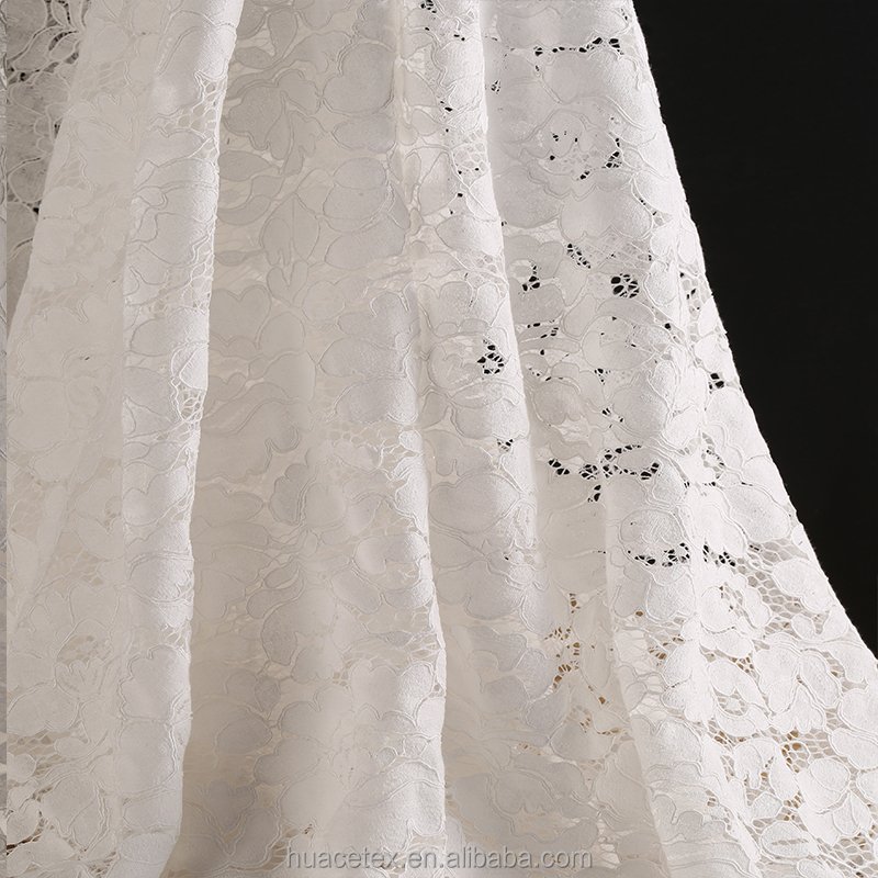 Hot sale classical design big flower lace fabric for women wedding dress