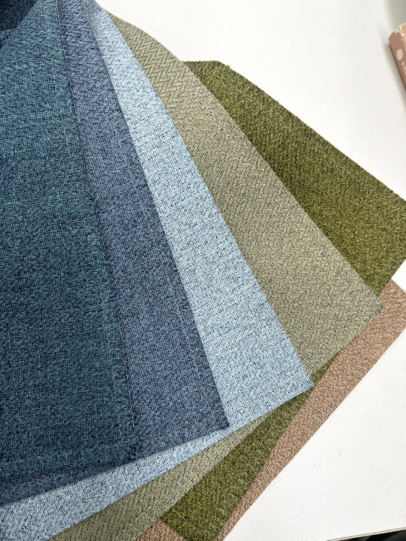 126'' inch 320cm width wholesale comfortable upholstery fabrics for curtains with blackout