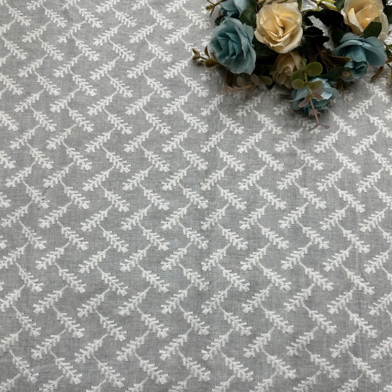 Factory Manufacturer Floral Embroidery Fabric Cotton Voile Fabric Embroidery Fabric for Casual Dress