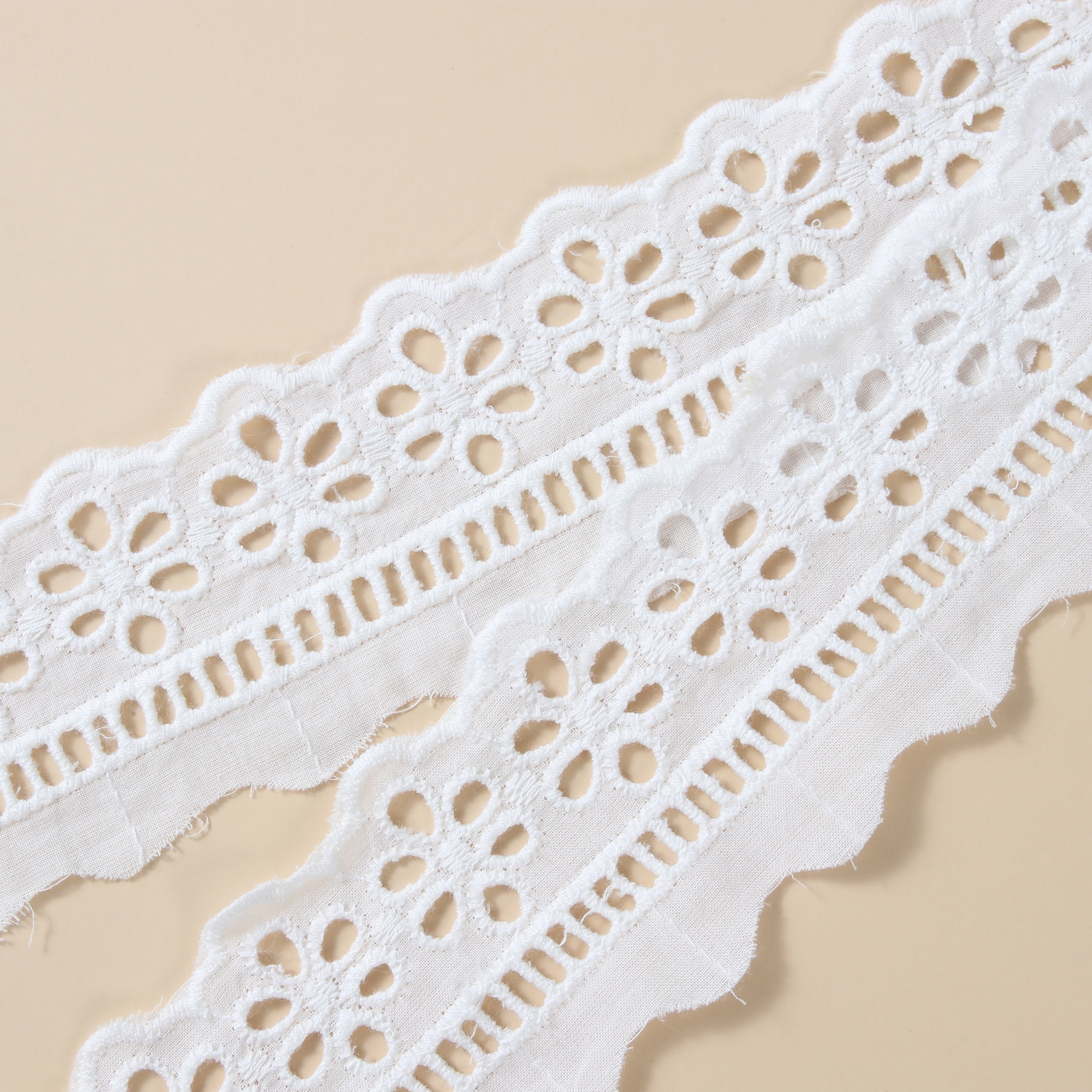 Factory price embroidery lace fabric polyester cotton white embroidery lace trim for dress