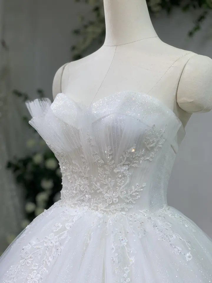 New fashion Simple Bridal Wedding Dress Long Trailing slim fit Wedding Gowns off-shouder flowers lace beads TNBP39