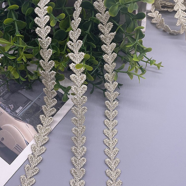 Fashionable Water-Soluble Lace with Peach Thread Embroidery for Dress Decoration lace trim