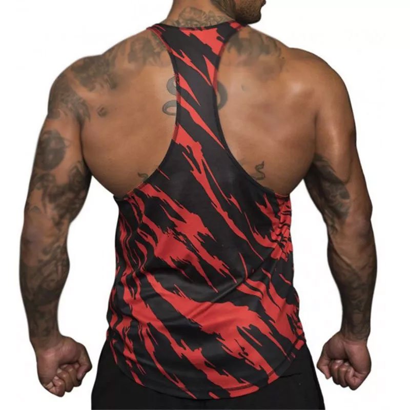 Men's New Athletic Fitness Gym Vest Singlet Breathable Stringer Tank Top with V-Neck and Badge Decoration