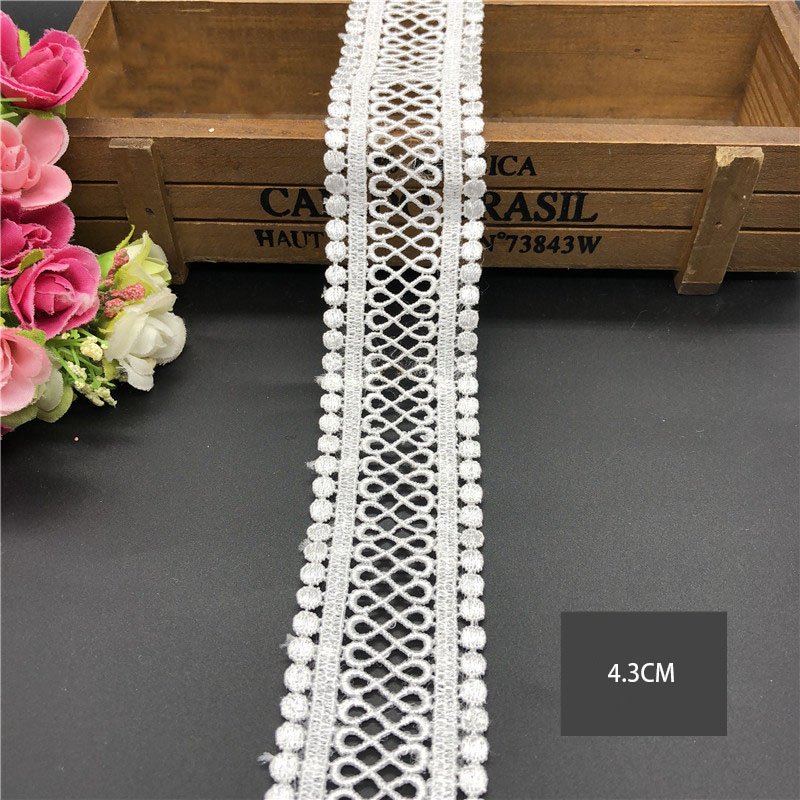 Wholesale Border Clothing Accessories Embroidery Lace Fabric White Cotton Ribbon Lace Trim