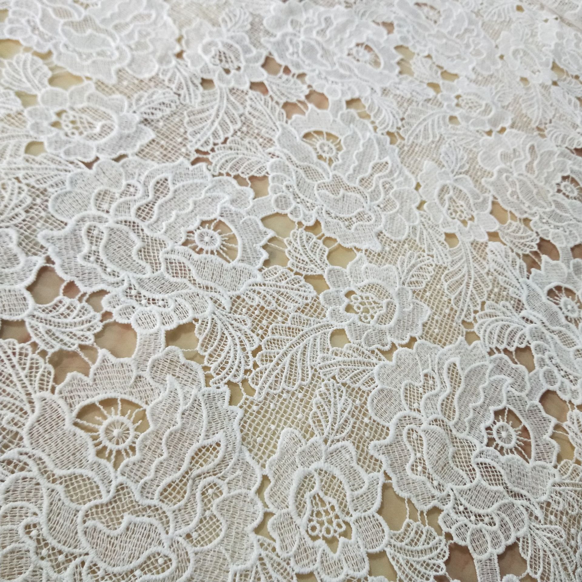 100% Polyester White Chemical Embroidery lace Water Soluble Guipure lace Fabric