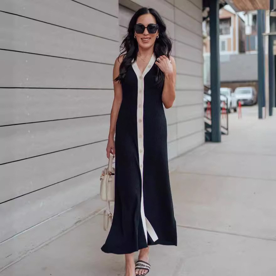 Early Spring Women's Elegant Sandro Dress New French Design Sexy Sleeveless V-Neck Knit Dress Black White Color Contrast Casual