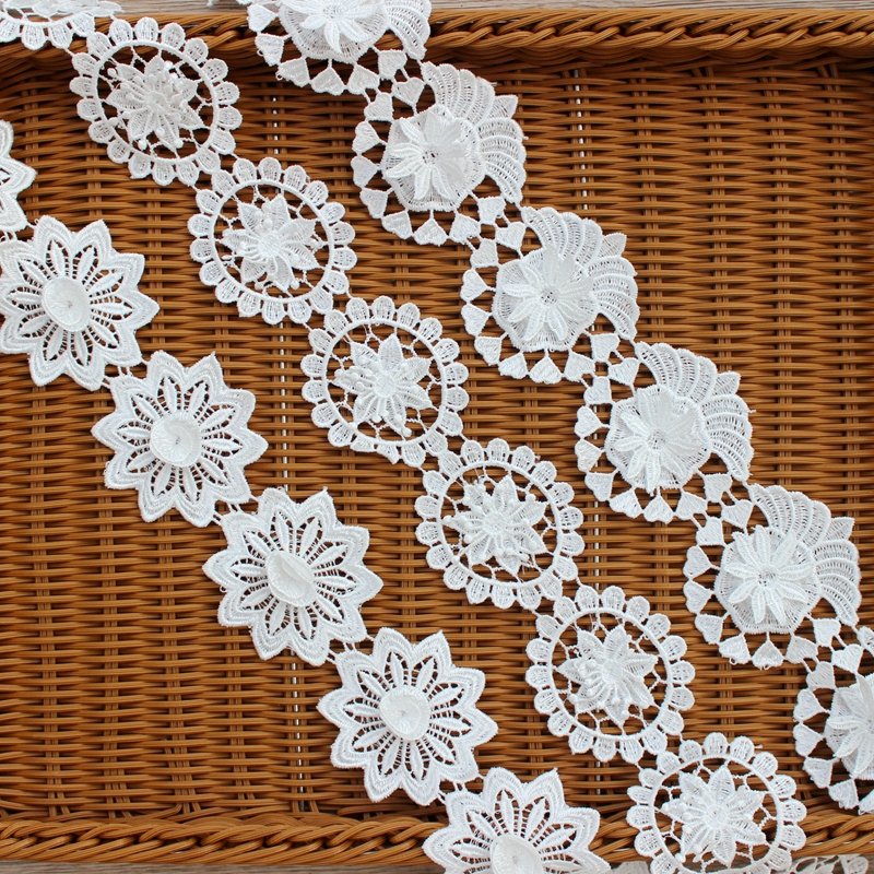 Zeal High Quality 3D Flower Floral Embroidery Lace Trim Cotton Milk Silk Fabric for DIY Wedding Dress Decoration Cord