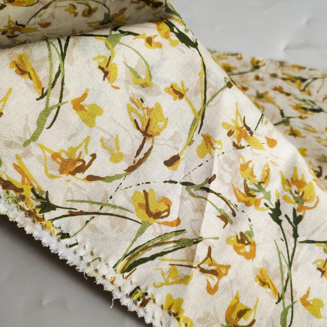 China Factory Manufacture Hot Sales Design Pattern Digital Printed Linen Fabric Woven Ramie Cotton Fabric For Garment