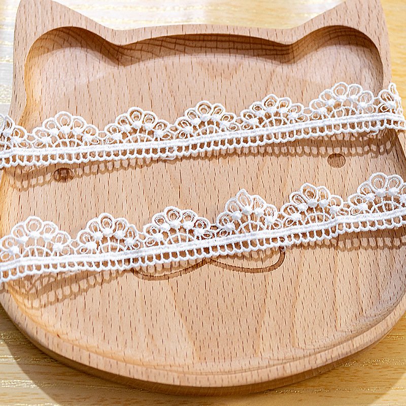Manufacture Hot Sale Garment Accessories Embroidery Lace Trim Wholesale