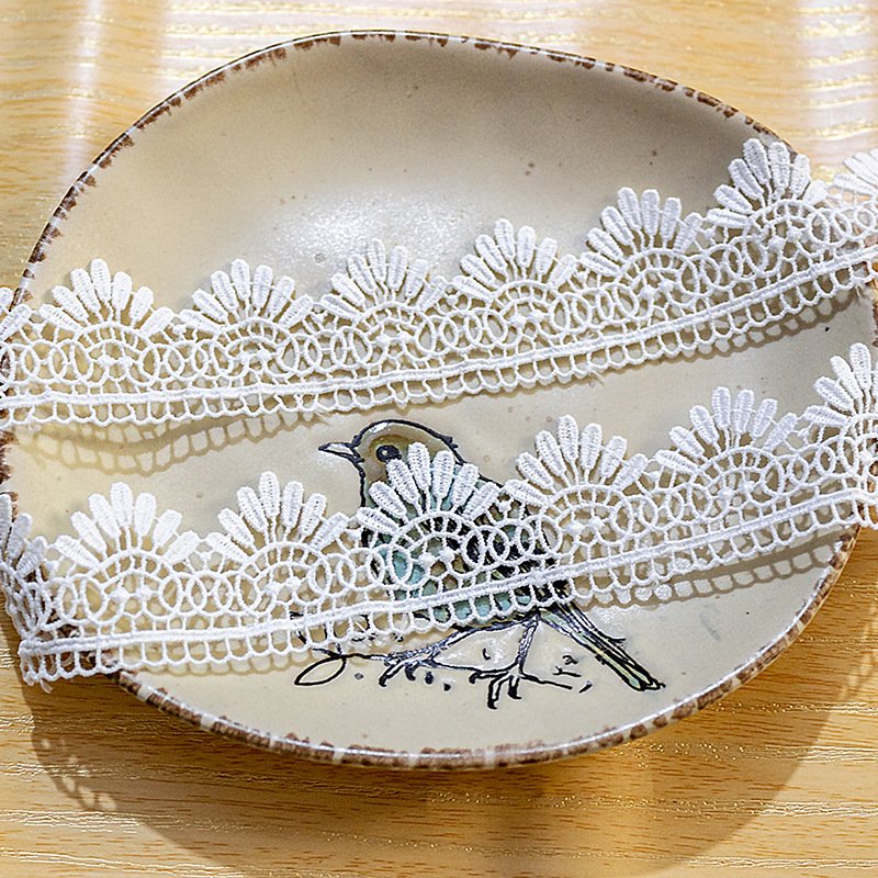 Manufacture Hot Sale Garment Accessories Embroidery Lace Trim Wholesale