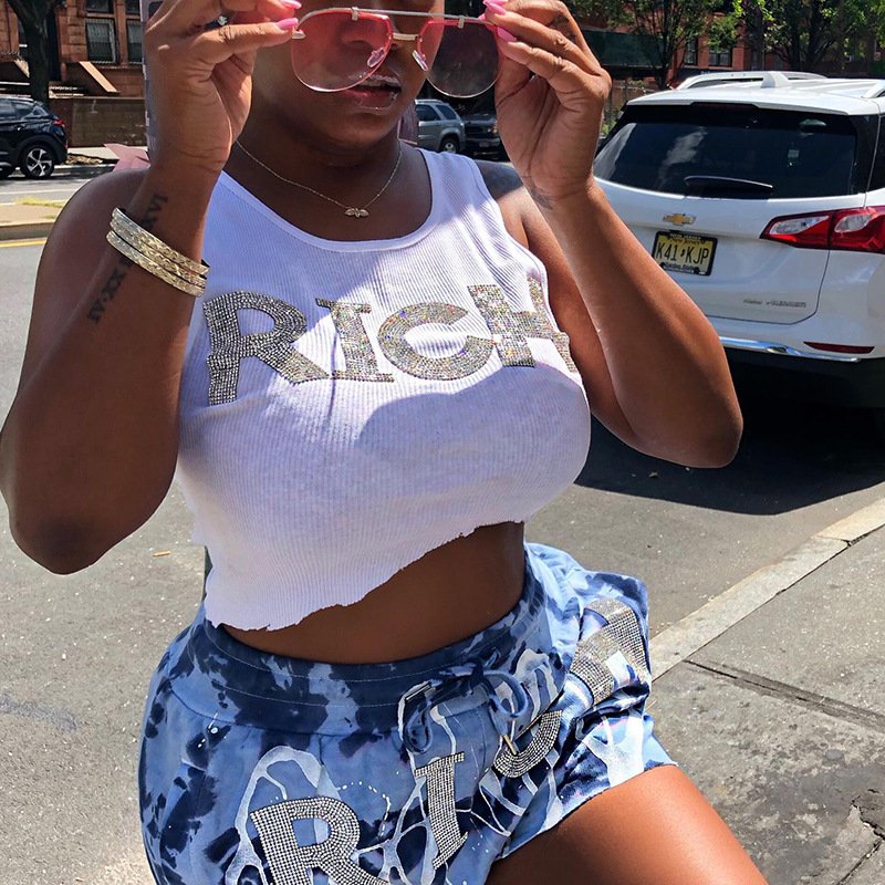 Think 2023 New Summer Ladies Sleeveless Vest Streetwear Ribbed Crop Top Hot Drilling Design Women's Tank Top