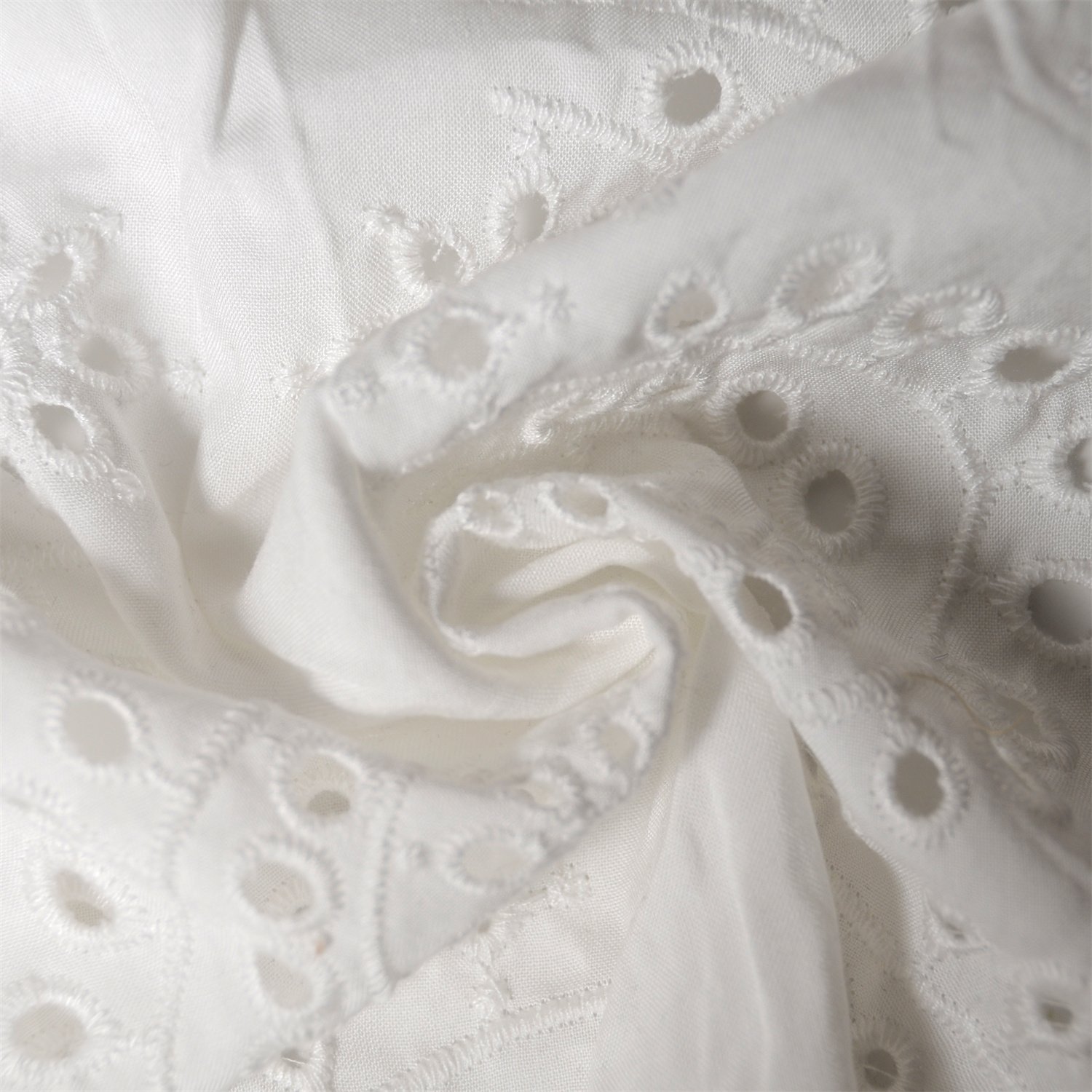 2023New arrival good quality embroidery fabric 100%rayon woven fabric for women dress