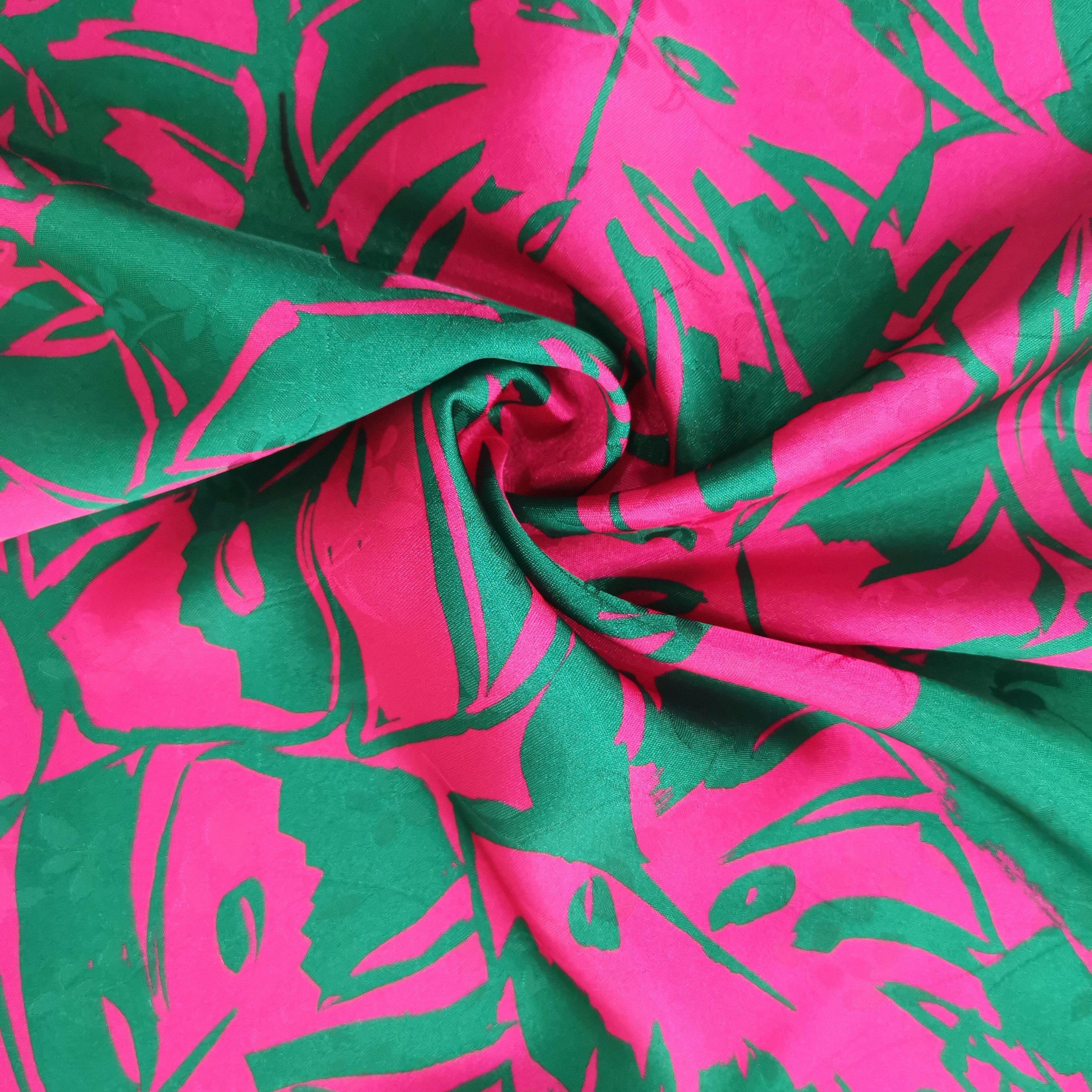 GRS lustre surface breathable 147cm-150cm 95gsm 100% polyester brocade jacquard polyester fabric