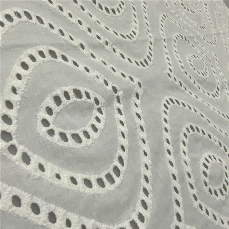 Cheap soft white heavy cotton lace eyelet white embroidery flower cotton fabric for skirt