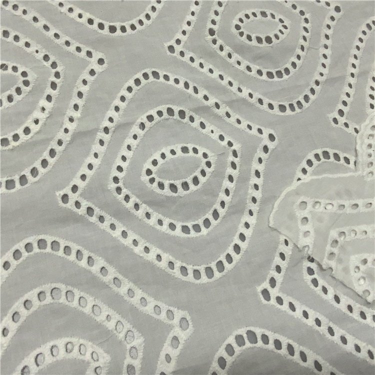 Cheap soft white heavy cotton lace eyelet white embroidery flower cotton fabric for skirt