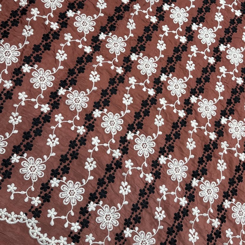 2024 Wholesale Price BOHO Two-Tone Color Novel Design Sequence Fabric Floral Embroidery Lace Fabric for Autumn Dress