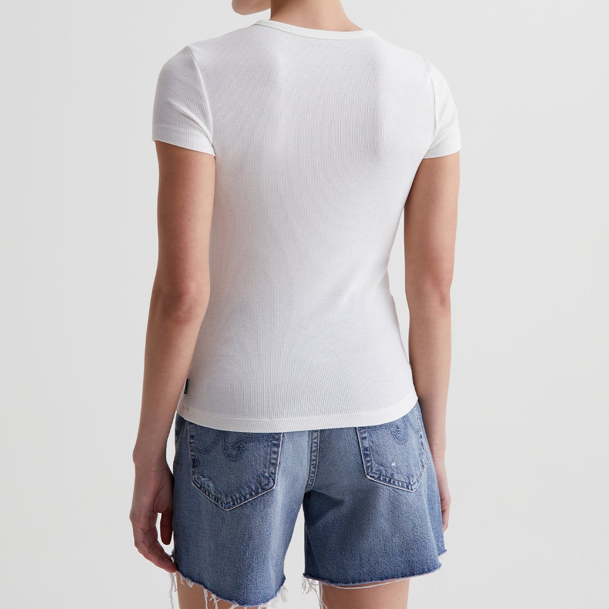 Custom Logo OEM/ODM Available in Multiple Colors White Cotton Breathable Ribbed Knit Short Sleeve Minimalist T-Shirt for Women