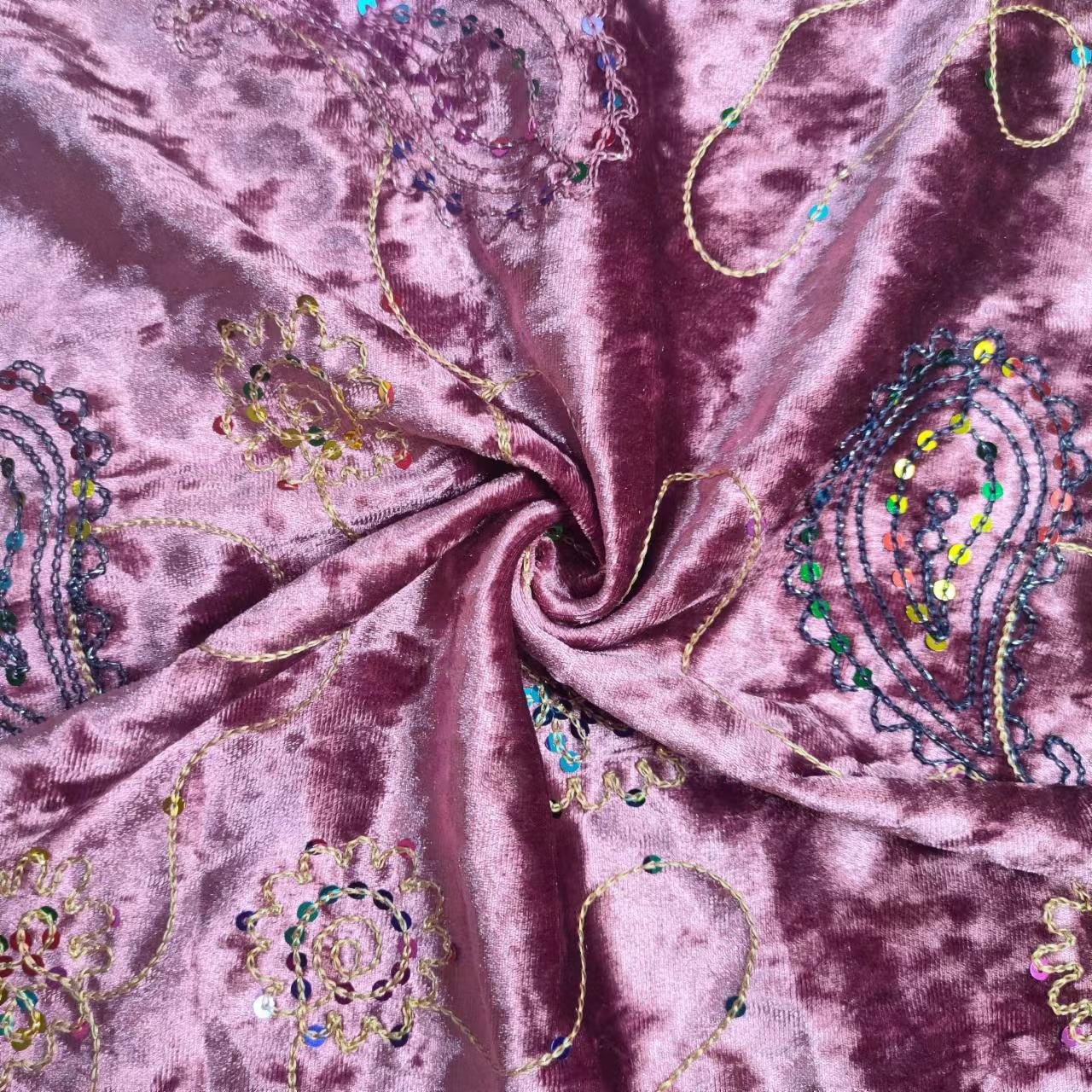 Manufacturer Wholesale Custom Luxury Knit Women Robe Dress Spandex Polyester Velvet Sequin Dubai Embroidery Fabric For Clothing