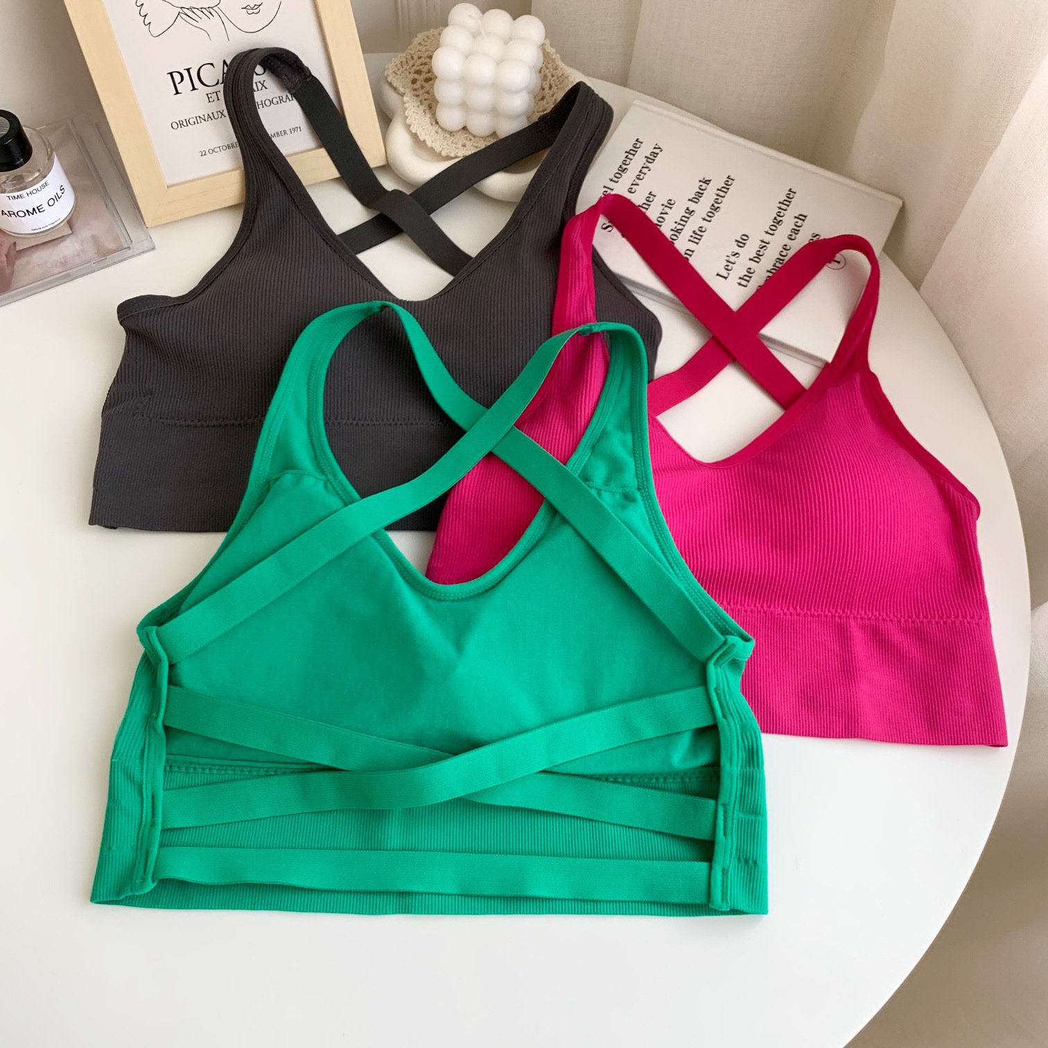 New style Women's hollowed Tank Top Seamless halter sports bra Rib cross back Tank Top Women