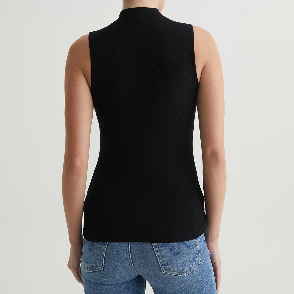 OEM/ODM Custom Classic Black Women's Sleeveless Turtleneck - Rib Knit, Soft and Comfortable, Minimalist Layering Piece
