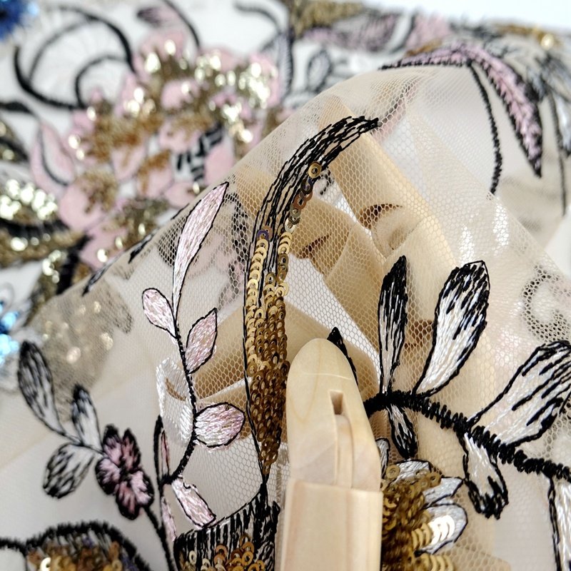 Shiny Paillette Dress 100 Polyester Knitted Fancy Metallic Sequin Mesh Embroidery Fabric
