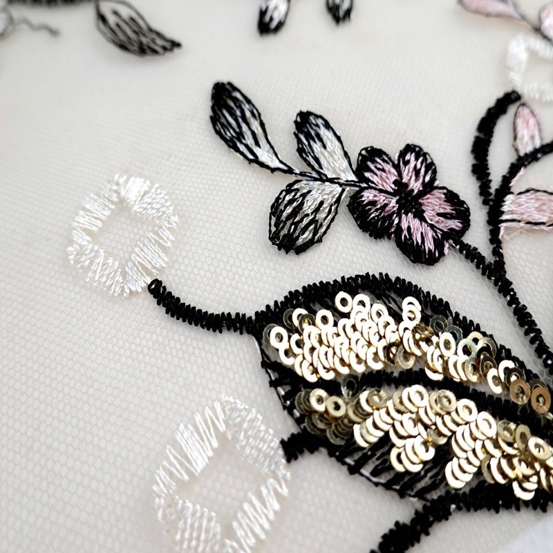 Shiny Paillette Dress 100 Polyester Knitted Fancy Metallic Sequin Mesh Embroidery Fabric