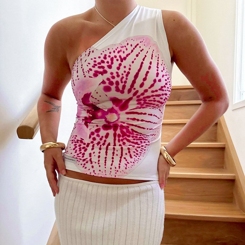 new 2024 summer print slant shoulder sleeveless t-shirt bodycon sexy casual streetwear fashion top for women