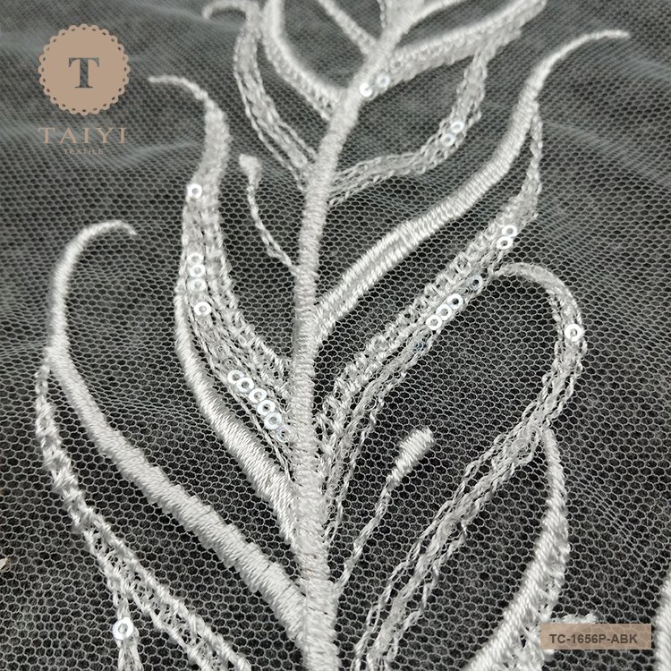 Alibaba China Sgs Certificated Bridal Cloth Mesh Guangzhou African Embroidery Lace Fabric