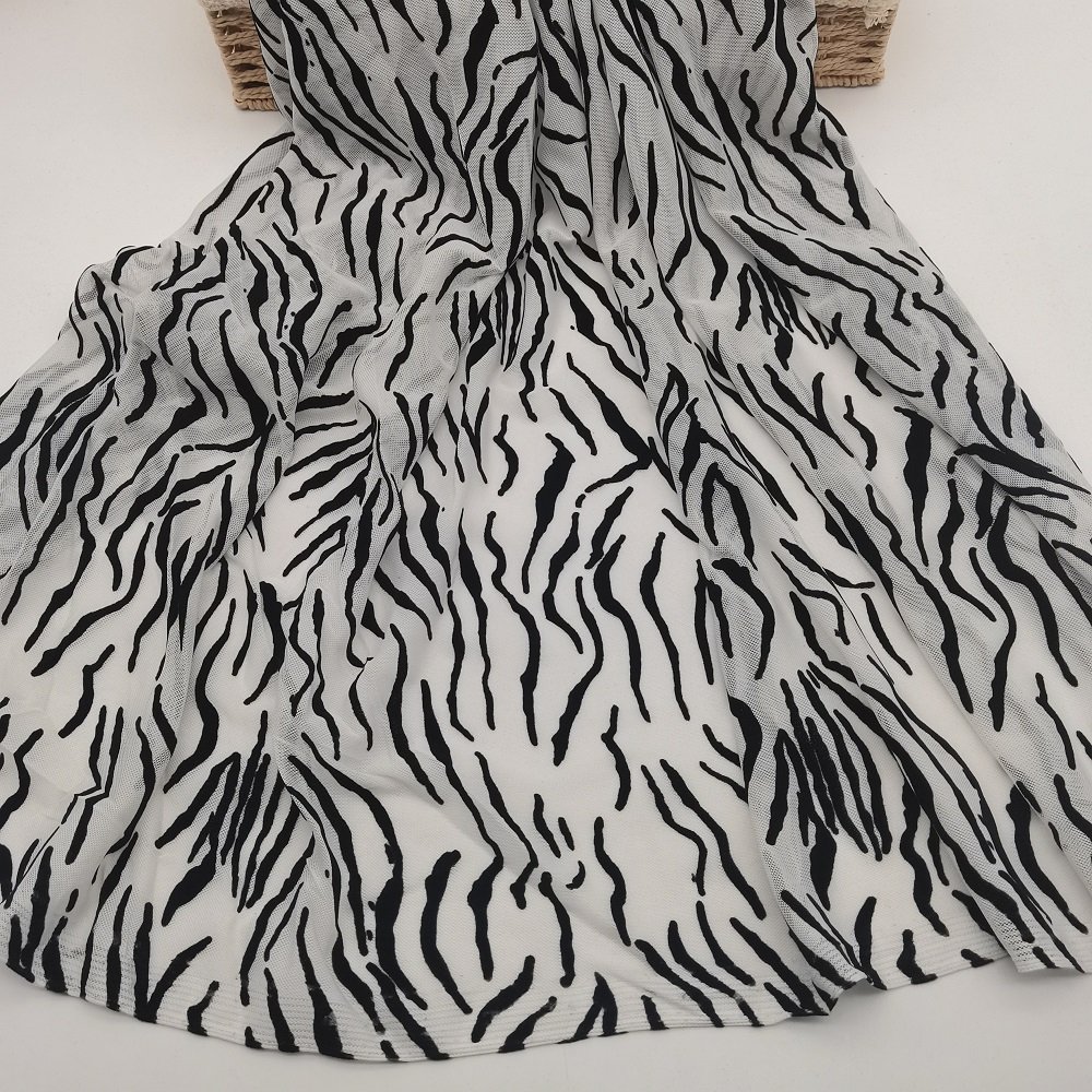 For Garment Dress Printed Leopard Stock Elastic Velvet Print Fabric Zebra Flannelette Lace Fabric Embroidery Fabric Cow