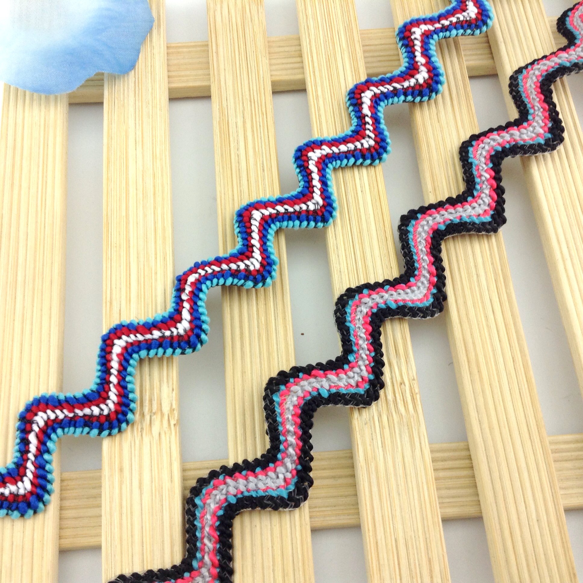 colorfu ric rac ribbon tape zig zag lace trimming ric rac trimming with colors strip zic zag tape for dress, bag