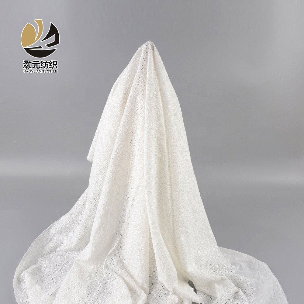 Custom pure high quality white cotton roll fabric eyelet embroidery fabric for girls dress