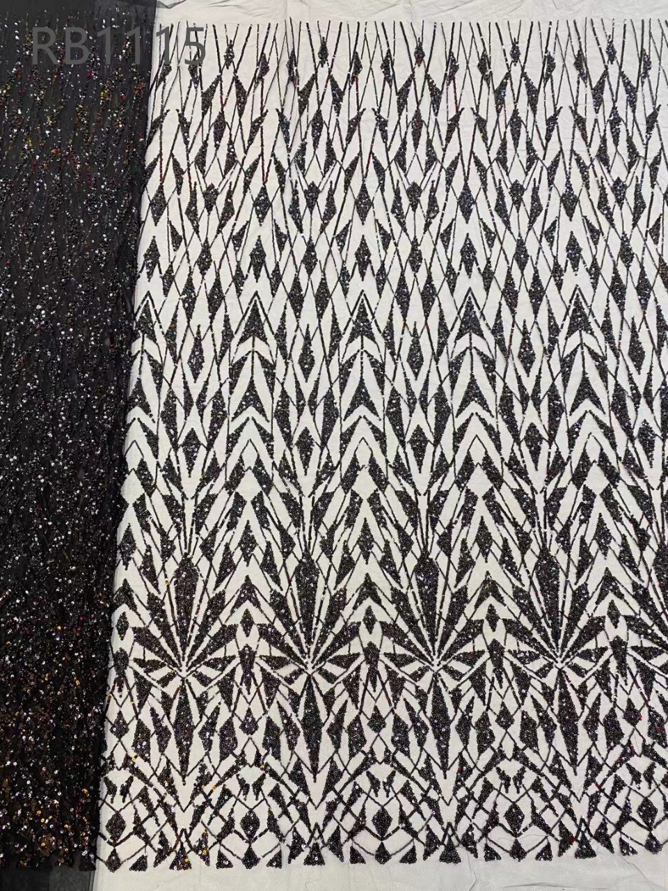 YZ White heavy beaded lace fabric women pearls sequins fabric beaded embroidery Tulle material Luxury african bridal lace fabric