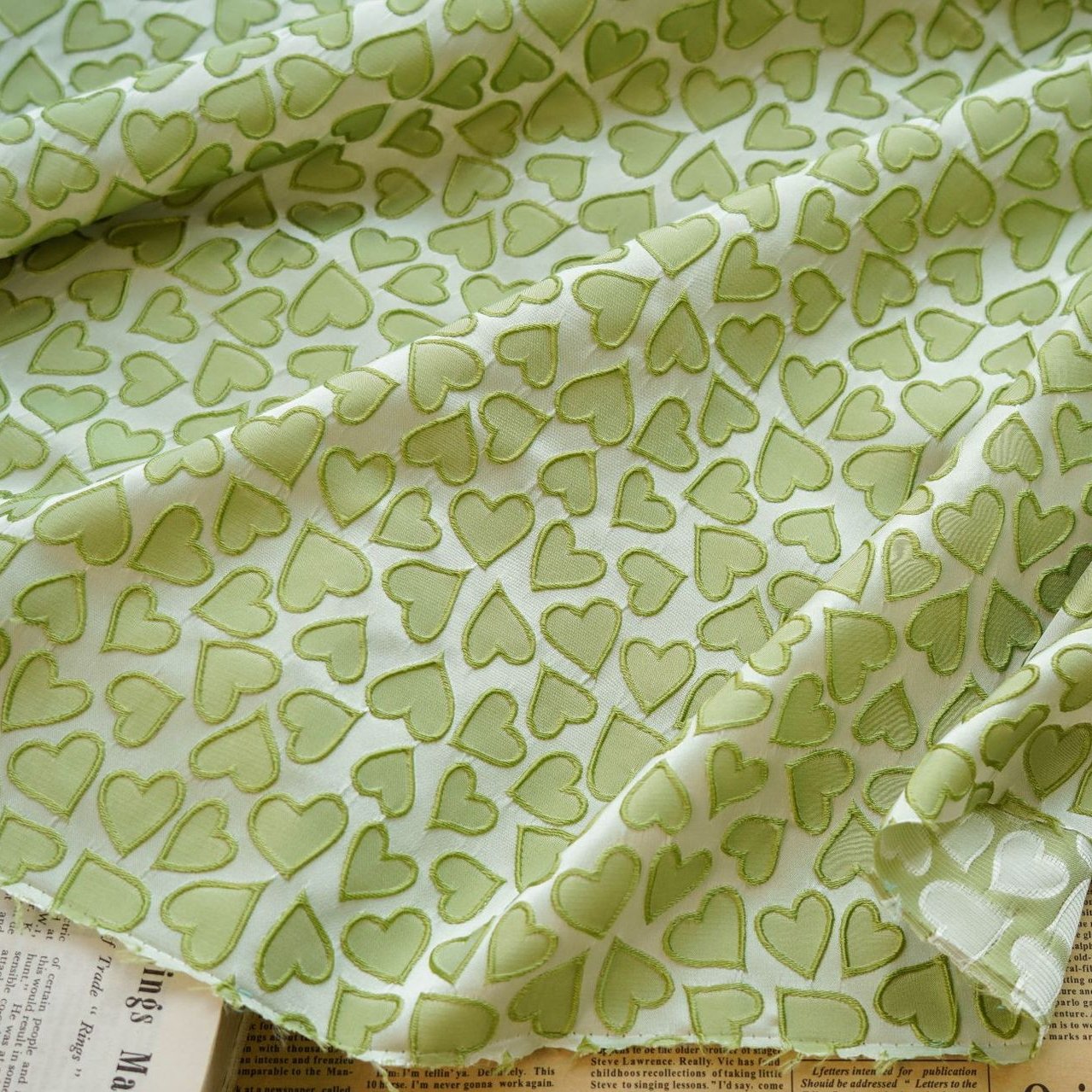 High quality small fresh relief heart pattern polyester jacquard brocade fabric for decorative