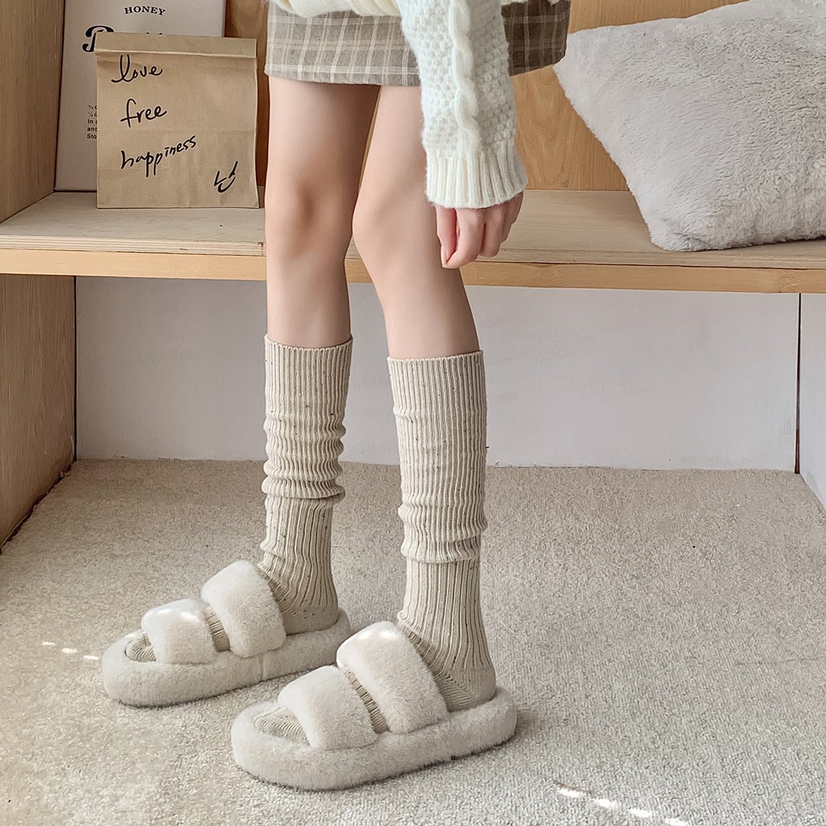 Women's Cashmere Socks High Quality Ribbed Mixed-Color Dot Thick Knitted Custom Winter woman calf socks