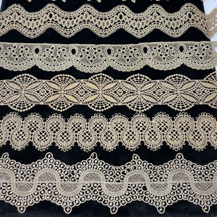Recyclable Top Quality Luxury Eyelet All Over Soft Water Soluble Lace Border Trim Fabric solubility Border polyester Lace