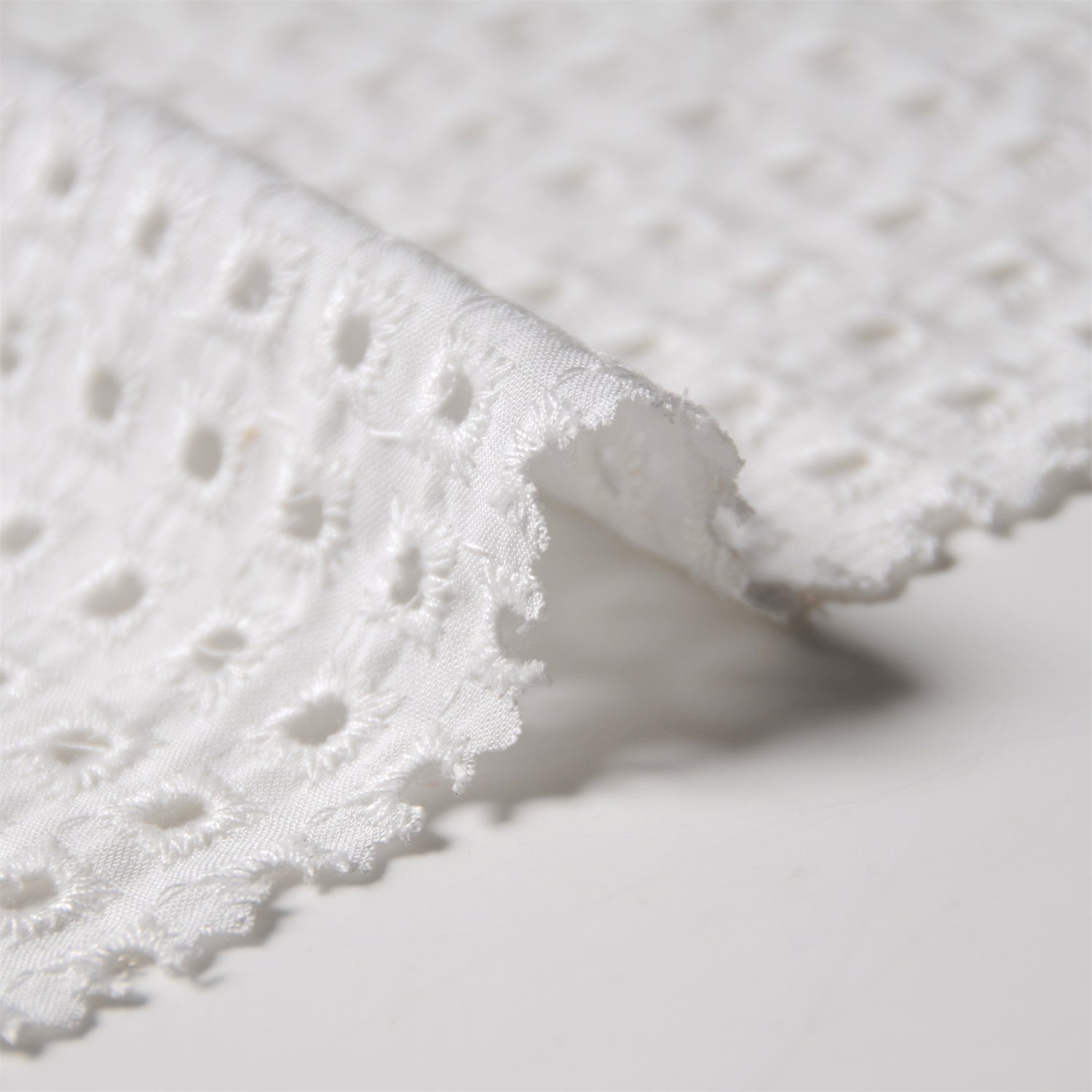 2023 Custom good quality 100%rayon embroidery fabric for garment