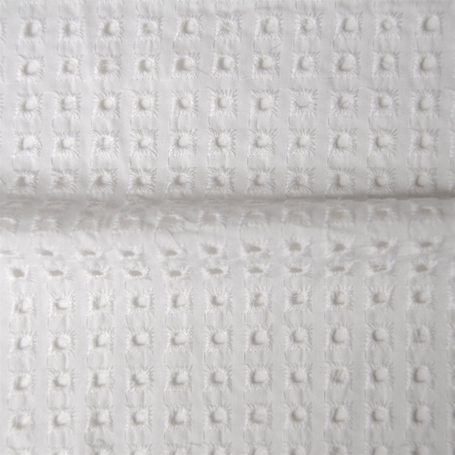 2023 Custom good quality 100%rayon embroidery fabric for garment