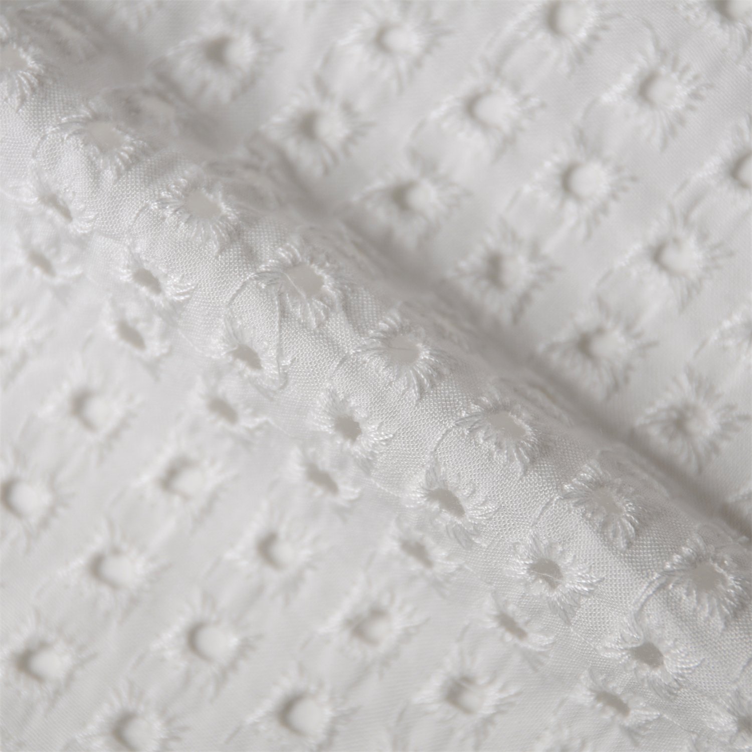 2023 Custom good quality 100%rayon embroidery fabric for garment