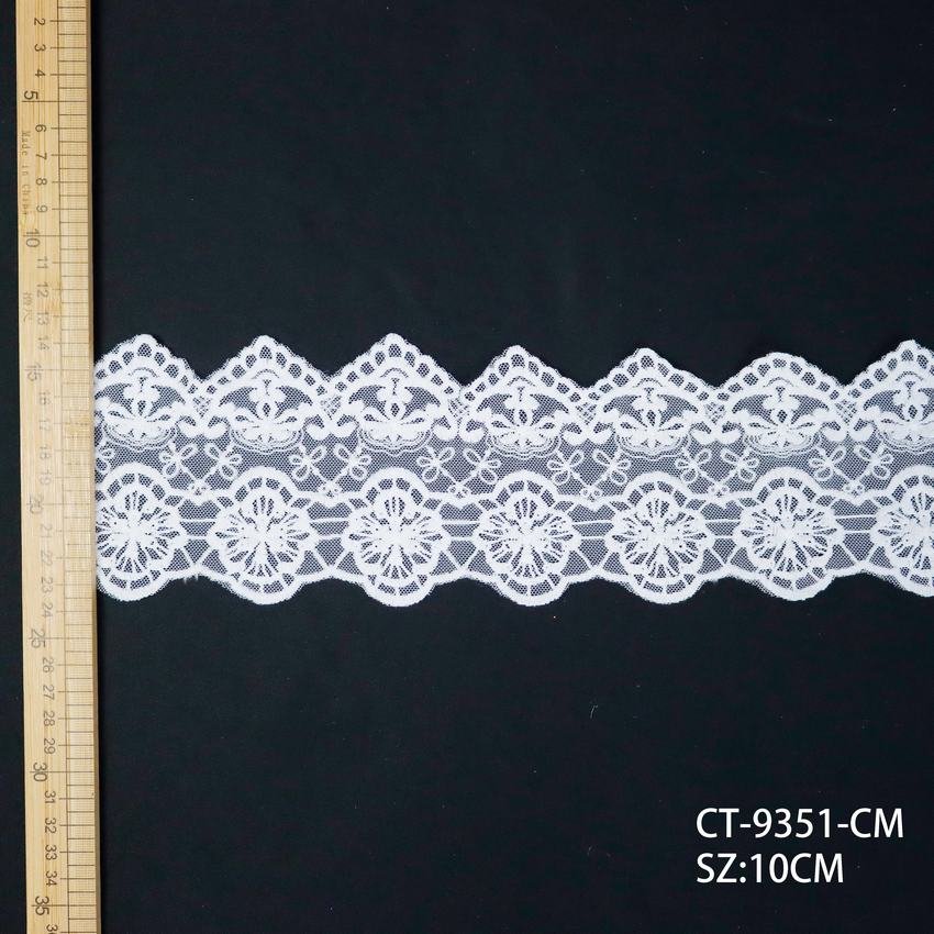Newly designed luxurious lace trim suitable for women's clothes or skirts