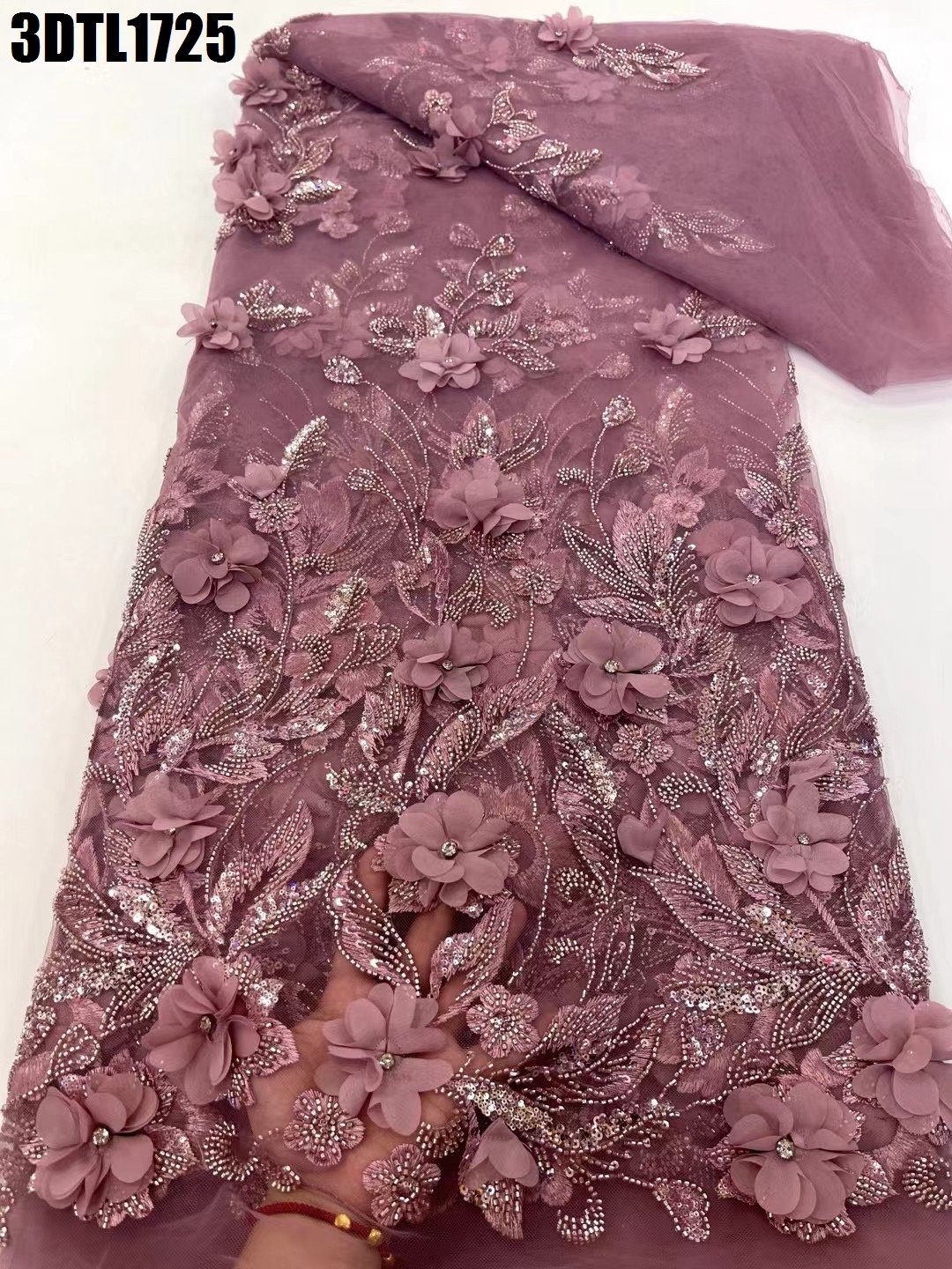 2024 Modern Novel Design Wholesale Price Embroidery Fabric 3D Flower Lace for wedding and celebrations