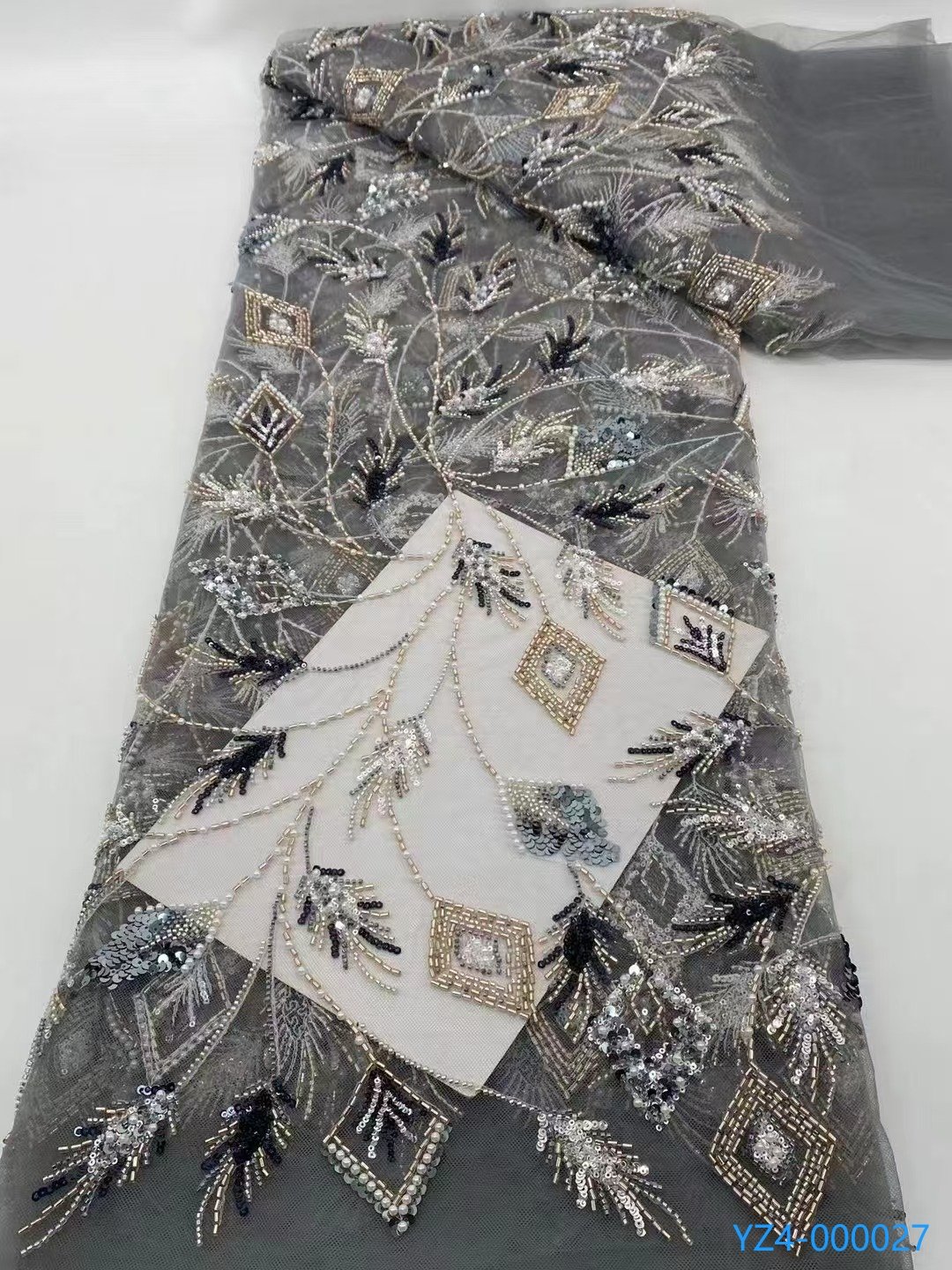 Wholesale French high-end hand-beaded lace fabric Nigerian embroidery 3D beaded lace fabric with sequin mesh