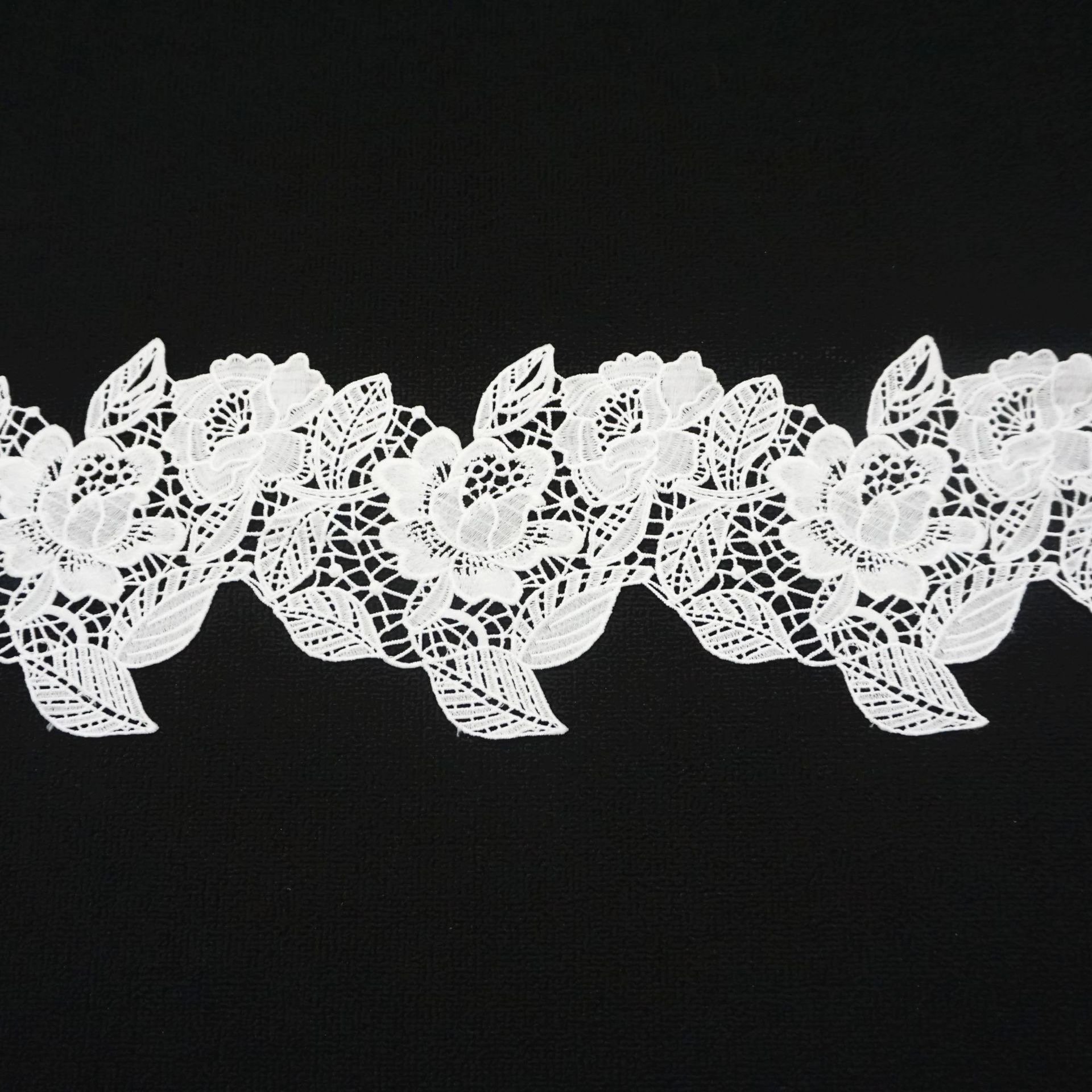 New Styles White Lolita Milk Silk Water Soluble Embroidery Lace Trim Running Yardage For Clothing Accessores