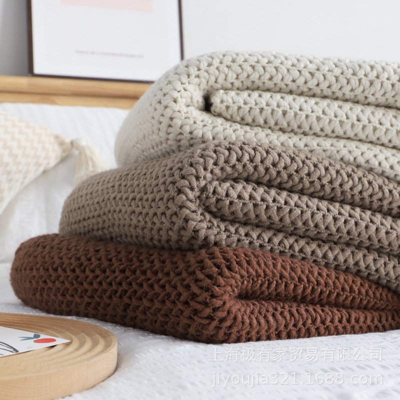 Solid Hollow Crotchet Sofa Throw Blanket,Cozy Knitted Bed Runner Rug For all Seasons,Sofa Rug with Tassel Trim for All Seasons