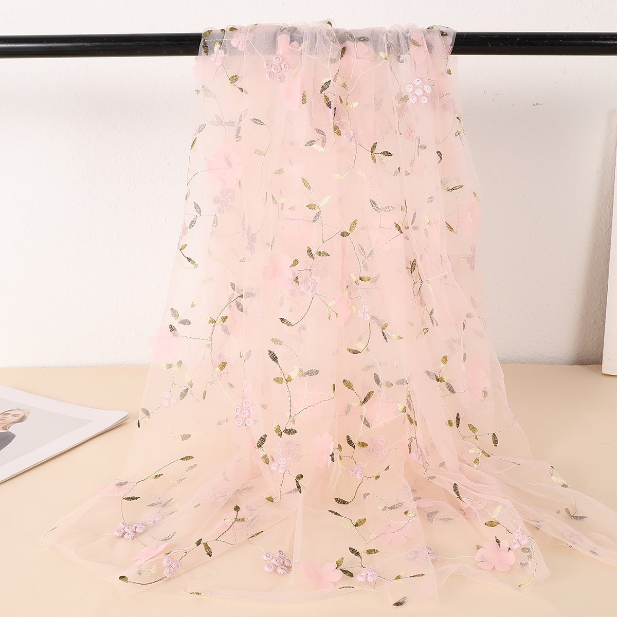 Hot Sale 90*150cm Diy Handmade Shabby Wedding 3D Flower Embroidered Mesh Lace Fabric for Dress Sewing Supplies Crafts