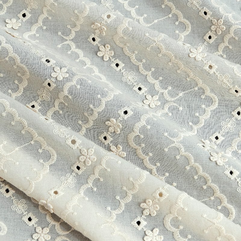 Factory Wholesale Fabric Embroidery Custom Laces Flower Lace Fabric