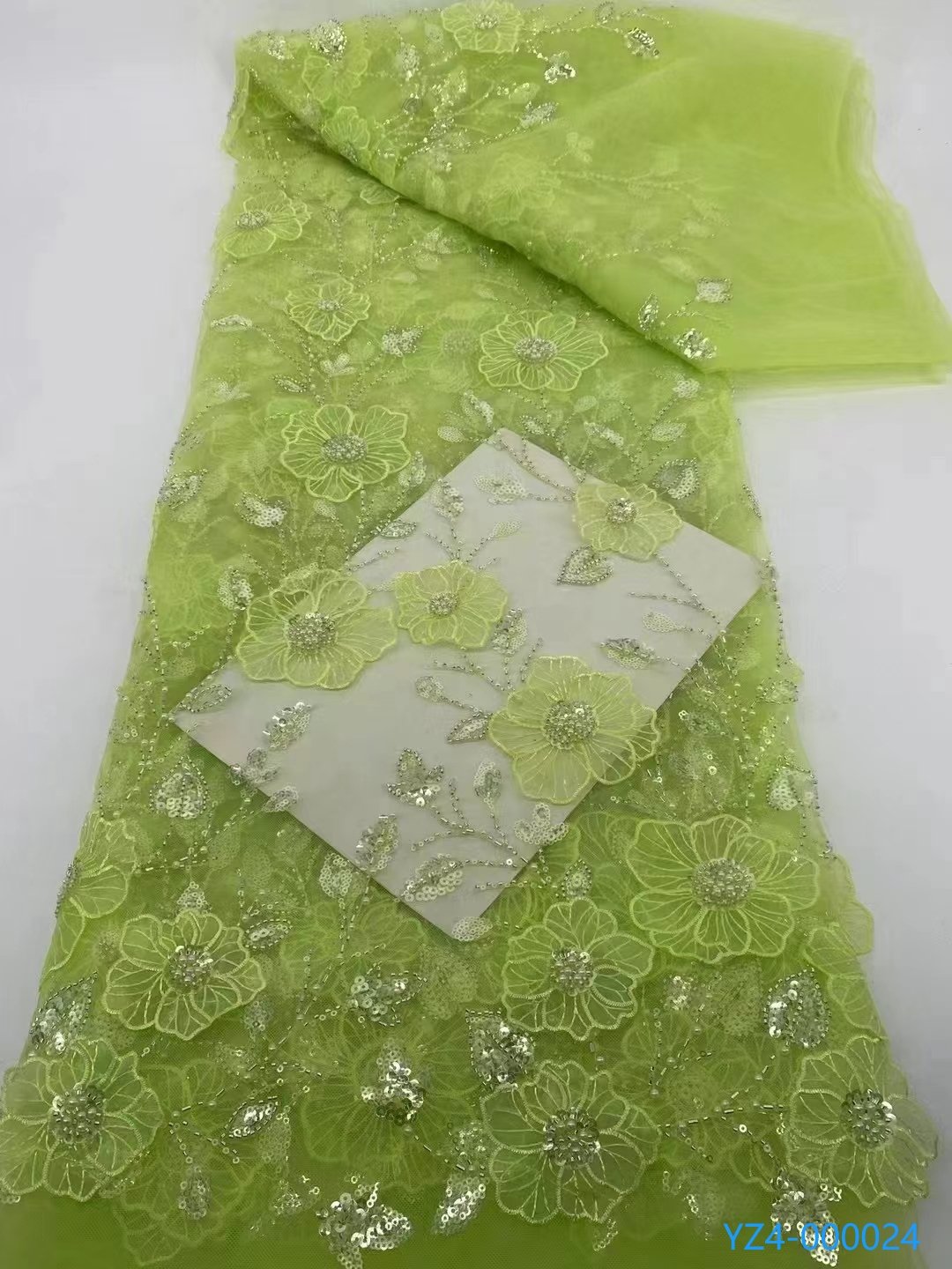 Custom Wholesale Design Bridal Embroidery Tulle Wedding Dress Net Applique Mesh Floral 3D Flower Lace Fabric
